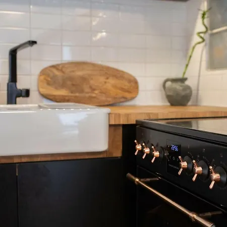 Apartment Live Like A Local Next To Acropolis/vegan Friendly Athens